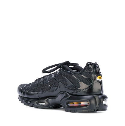 Nike Air Max Plus “Triple Black” sneakers